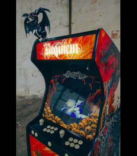 Borne d’arcade REQUIEM – Olivier Ledroit x Locus Mate