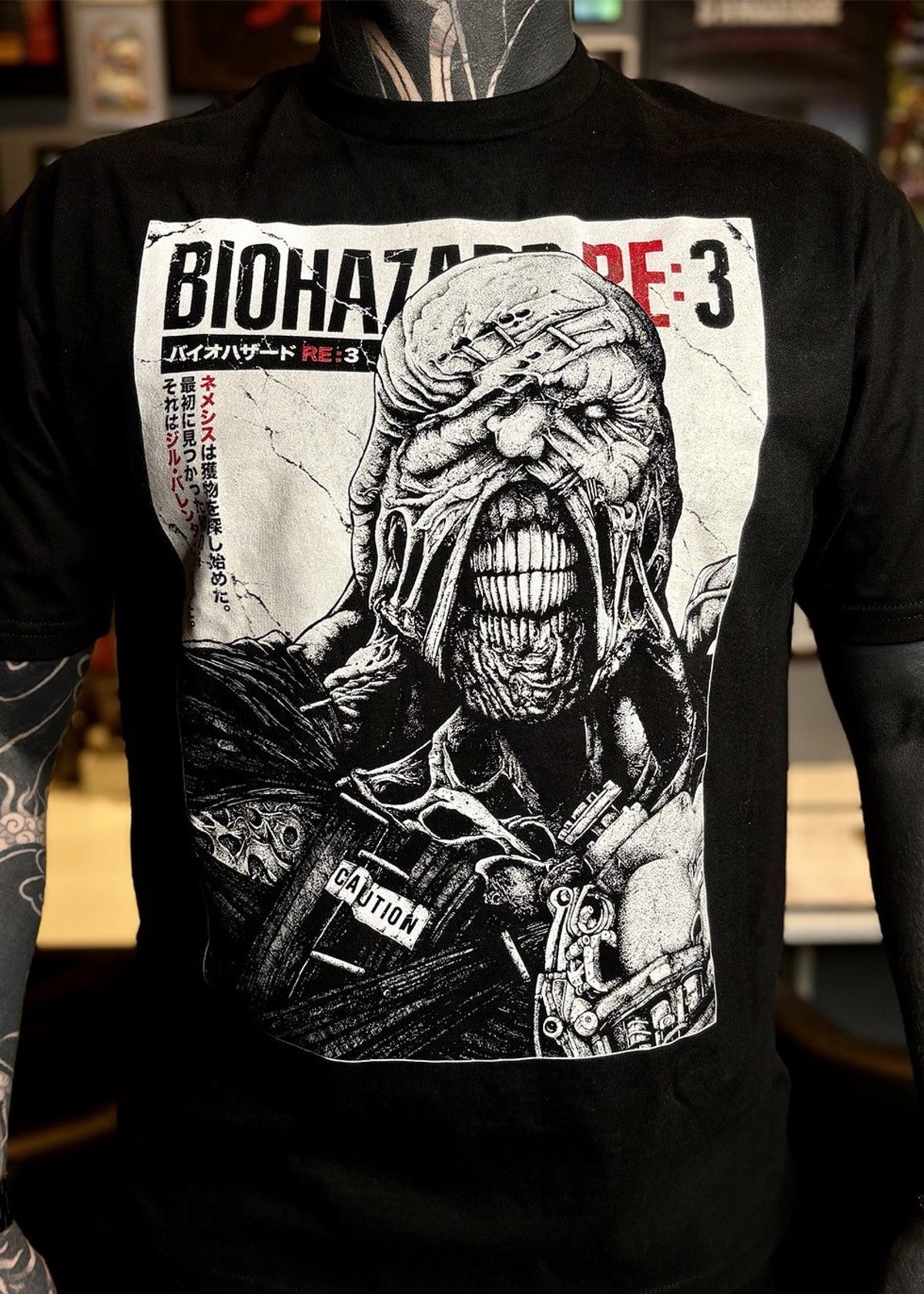 T-shirt Biohazard Nemesis — Sinpiggyhead