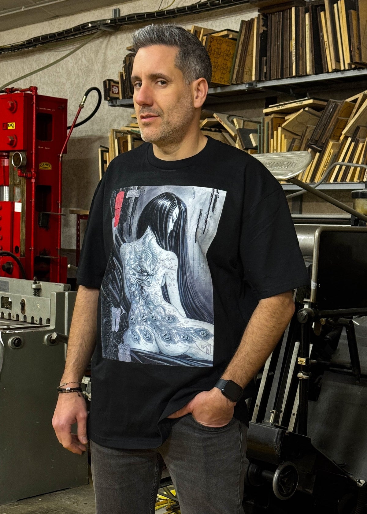 T-shirt Geisha bleue dos — Olivier Ledroit